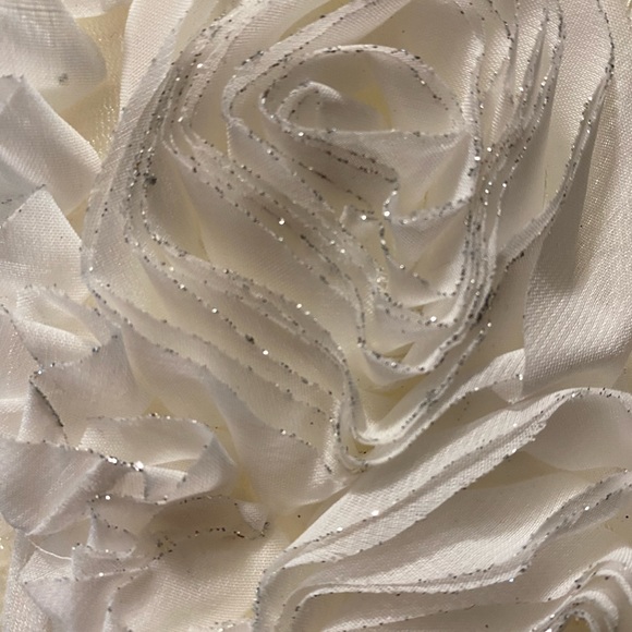 JULIE’S CLOSET TOP - Picture 6 of 8